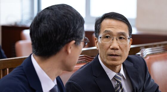 행안위 법안심사2소위 출석한 유재성 경찰청장 직무대행