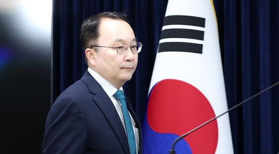 북한 주민 송환 관련 브리핑 참석하는 구병삼 통일부 대변인