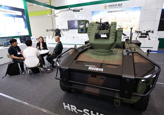 '잘 나가는 K-방산' 1년새 직원 1300명 늘어…R&D 인력 집중 확보