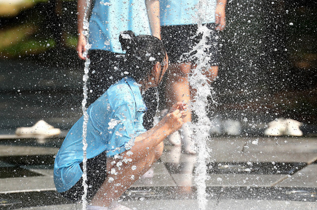 세계기상기구 "2015~2025년은 관측 이래 가장 더웠던 11년"