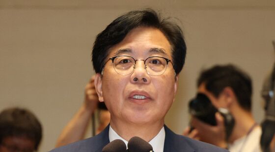 의총 발언하는 송언석 비대위원장