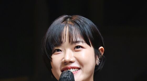 김향기, 설레는 연극 무대 데뷔