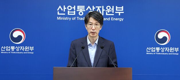 7월 수출액 전년동월대비 5.8% 증가, 수입액 0.7% 증가
