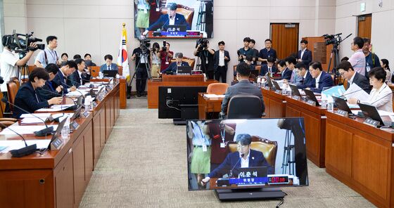 방송3법·노란봉투법·'더 센' 상법 與주도 법사위 통과(종합)