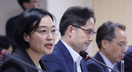 한성숙 중기부 장관 "중기 기술 탈취 근절 방안 신속 마련"
