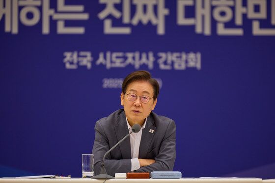 李대통령 "지역 균형 발전은 국가 생존 전략…예산 배분도 강화"(종합)