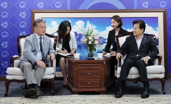 정동영, 주한 미국대사대리 면담…"트럼프 리더십에 큰 기대"(종합)
