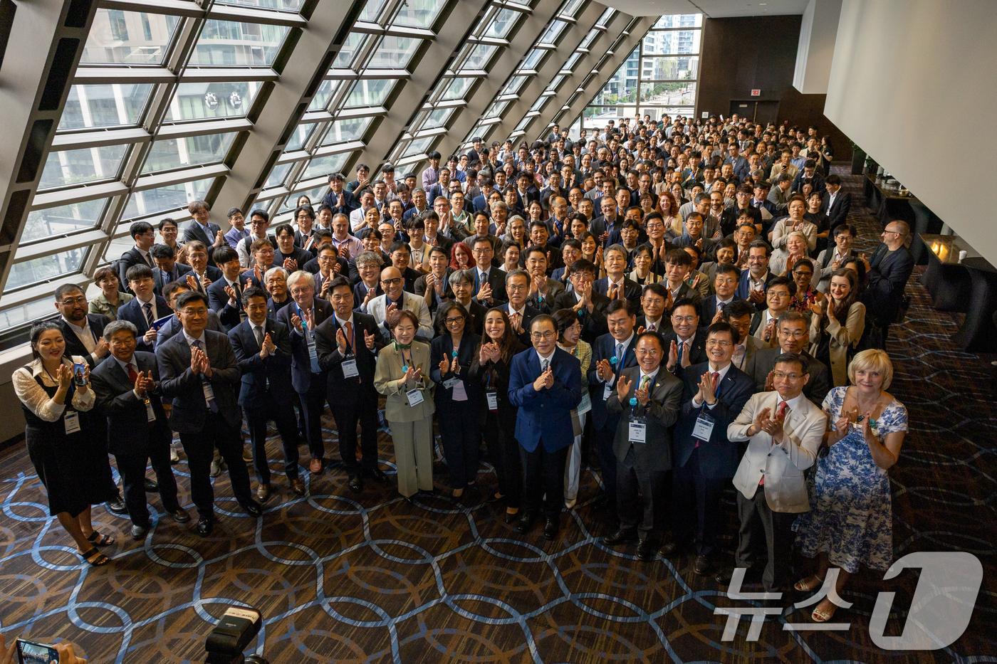 (서울=뉴스1) 이연주 기자 = 과학기술정보통신부는 캐나다 몬트리올에서 지난 1일까지 개최된 2025 한-캐나다 과학기술대회(CkC)에 참석해 재캐나다 한인과학자들과 소통하고 양국 …