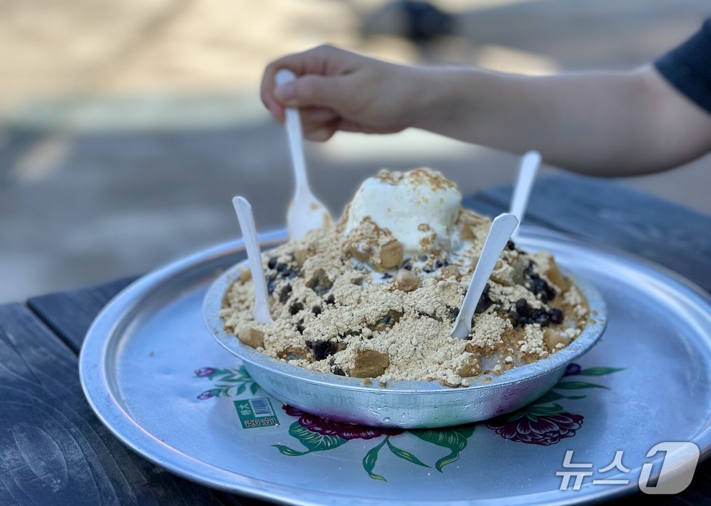 본문 이미지 - 이수도 편의점에서 판매하는 냄비 팥빙수ⓒ News1 윤슬빈 기자