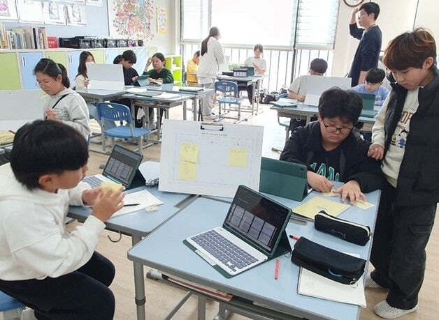 경북교육청, 2학기 모든 학교에 AI 디지털교과서 구독료 지원