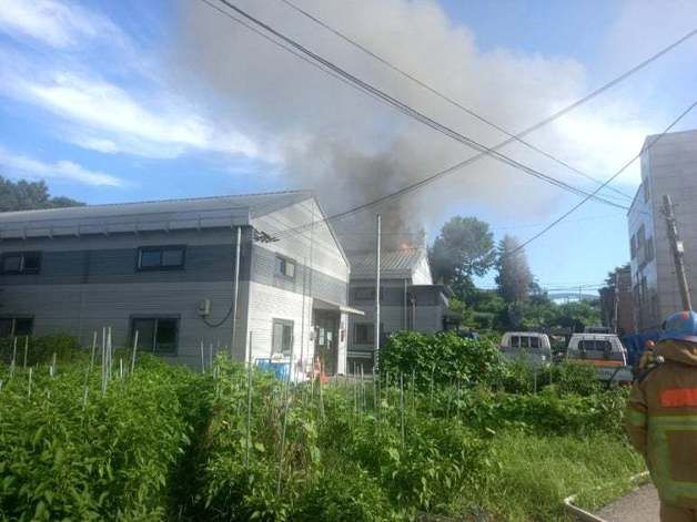 고양 덕은동 배터리 보관 창고서 불…인명피해 없어