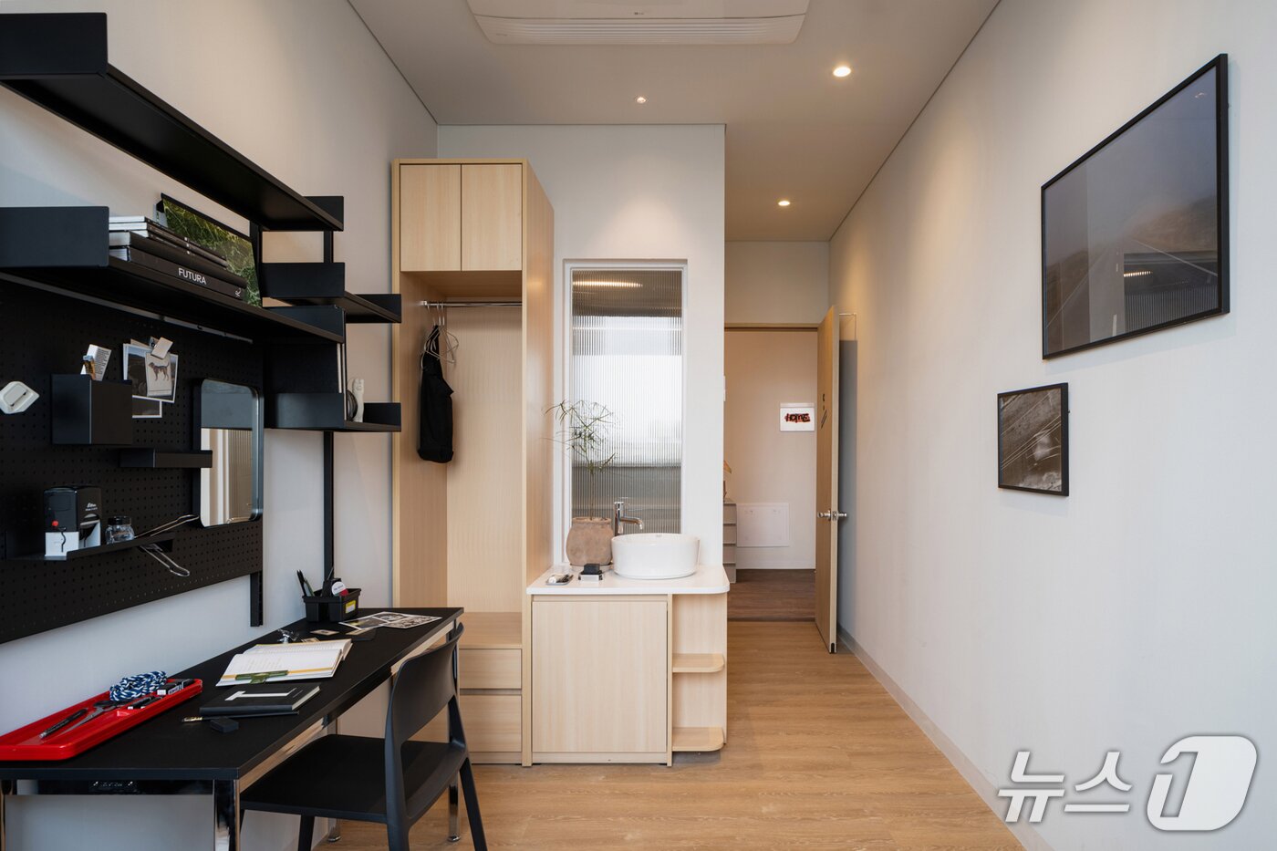 본문 이미지 -  개인 화장실이 딸린 &#39;스튜디오 타입&#39; 개별방 &#40;SK디앤디 제공&#41; /뉴스1 ⓒ News1 