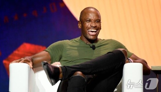 본문 이미지 - 아서 헤이즈 - 회사 홈피 갈무리