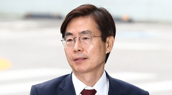 내란특검 출석하는 조경태 의원