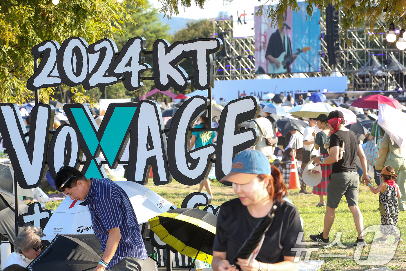 (서울=뉴스1) = KT가 오는 9월 6일 경기 가평군 자라섬에서 열리는 대규모 음악 축제 '2025 KT 보야지 투 자라섭' 티켓을 11일 오픈한다고 밝혔다.사진은 2024 KT …