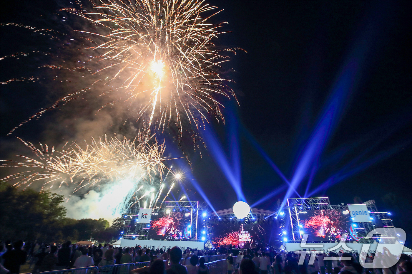 (서울=뉴스1) = KT가 오는 9월 6일 경기 가평군 자라섬에서 열리는 대규모 음악 축제 '2025 KT 보야지 투 자라섭' 티켓을 11일 오픈한다고 밝혔다.사진은 2024 KT …