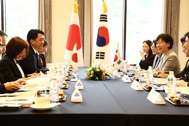 고이즈미 만난 송미령 장관…한일 농업장관 7년만에 양자회동