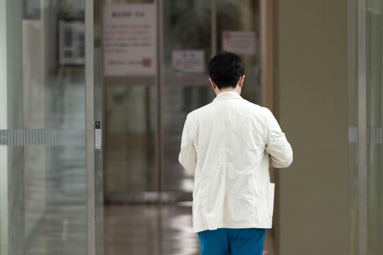 조현병 환자 내시경 검사 거부한 병원…인권위 "차별"