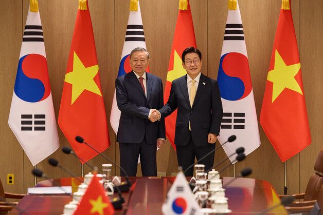 李대통령 "신짜오, 사돈의 나라 베트남과 굳건한 협력"