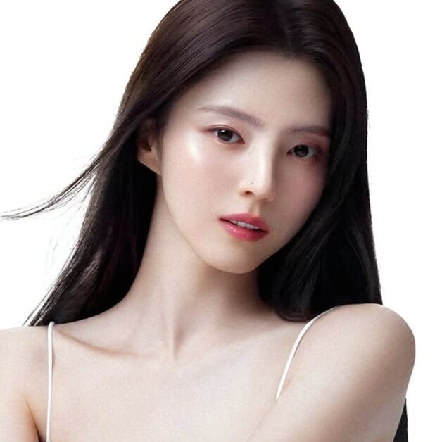 한소희, 도자기 피부에 앵두 같은 입술…청순함의 극치 [N샷]