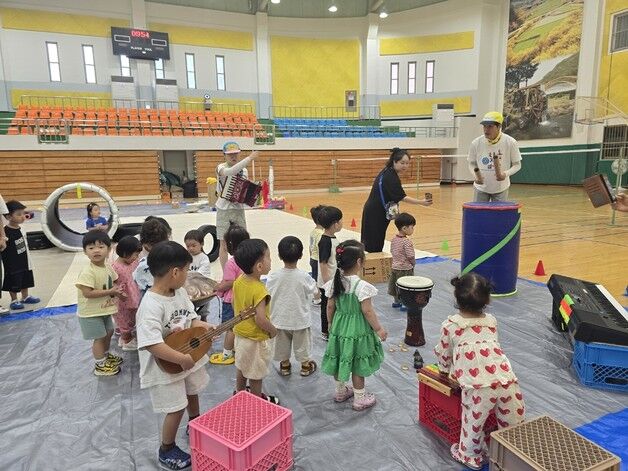 의성군, 산불 피해 지역에 '찾아가는 놀이터' 선물