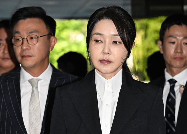 김건희, 첫 조사서 진술거부…특검 "金 자신의 소회 밝혀"(종합)