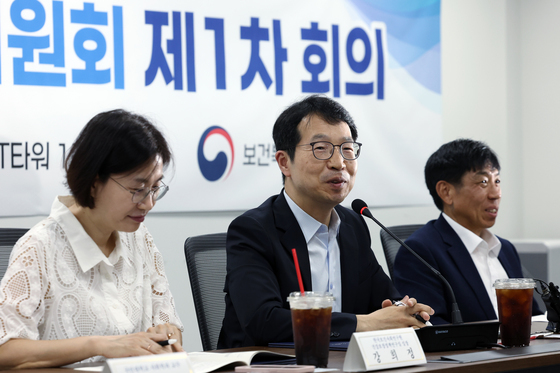 [단독] 정부 '지역의사제' 발표 하루 만에…의사인력추계위 실증 논의 돌입