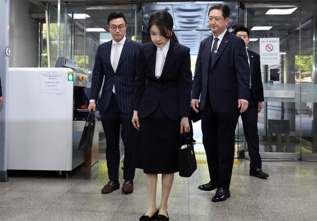 특검, 김건희 징역 7년6개월 구형…金 측 "희대의 악녀로 낙인"(종합)