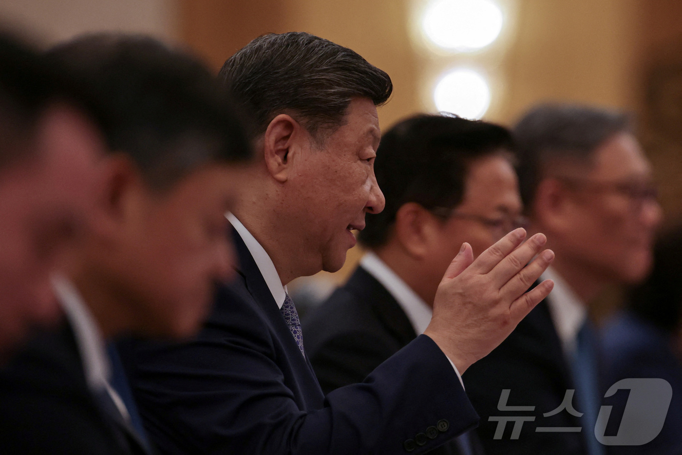 (베이징 로이터=뉴스1) 윤다정 기자 = 7월 24일(현지시간) 시진핑 중국 국가주석이 베이징 인민대회당에서 열린 제25차 유럽연합(EU)-중국 정상회의에서 개막 연설을 하고 있다 …