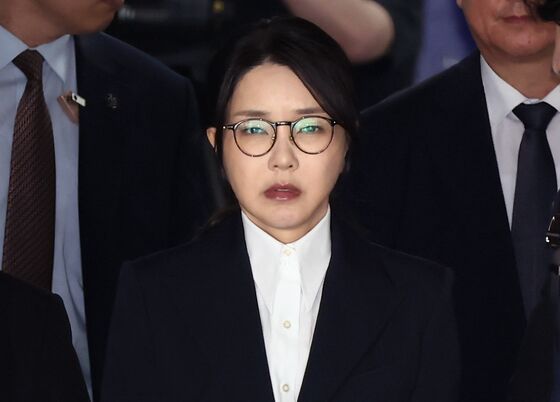 첫 前 대통령 부부 구속에 시민단체 성토…"권력 남용의 참담한 현실"