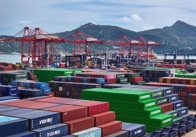 中 작년 무역흑자 1.2조달러 '사상 최대'…트럼프 관세 무색(종합)