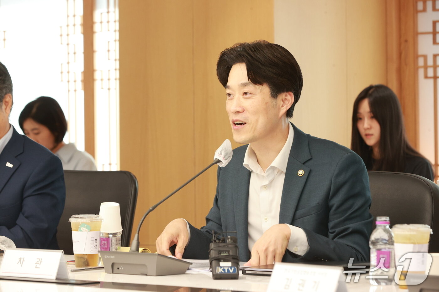 본문 이미지 - 노용석 중소벤처기업부 차관이 12일 서울 여의도 중소기업중앙회에서 열린 중소기업계와의 노동현안 관련 간담회에서 발언하고 있다. &#40;중소벤처기업부 제공. 재판매 및 DB금지&#41;