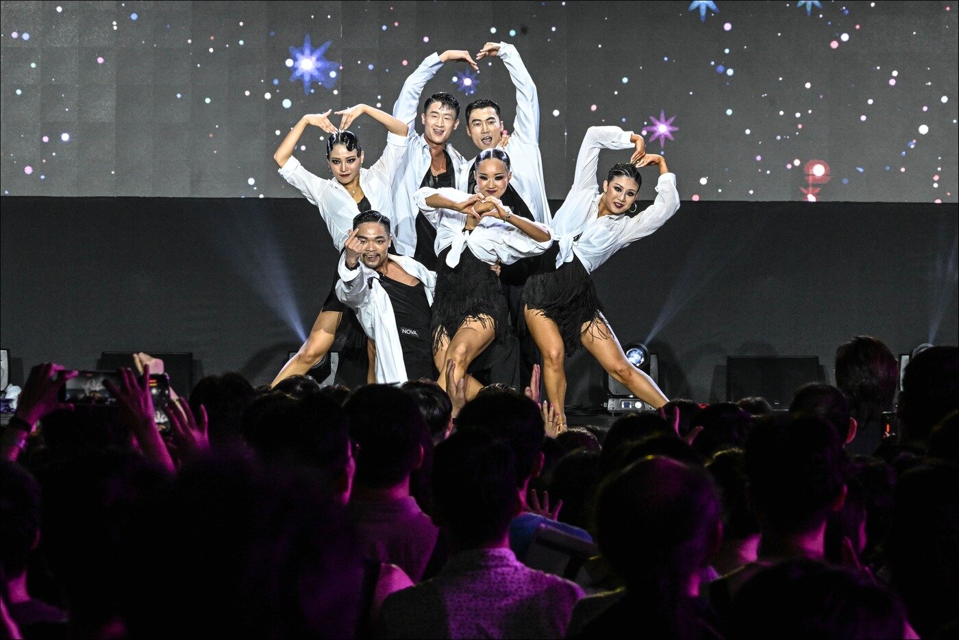 본문 이미지 - 지난해 '누구나 세종썸머페스티벌'에서 댄스 스포츠 공연 모습.(세종문화회관 제공)