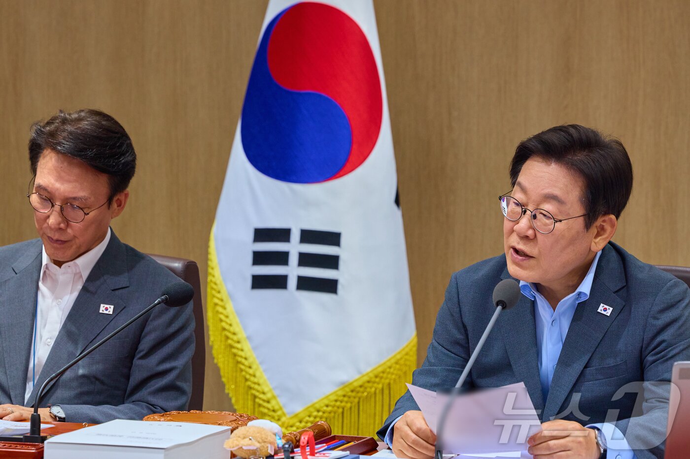 본문 이미지 - 이재명 대통령이 12일 서울 용산 대통령실 청사에서 열린 국무회의에서 발언을 하고 있다. (대통령실 제공. 재판매 및 DB금지) 2025.8.12/뉴스1 ⓒ News1 이재명 기자