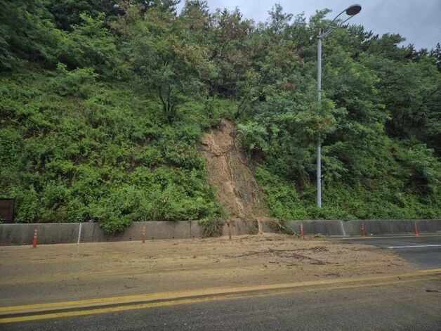 '극한호우' 옹진군 산사태 경보…인천 침수 피해 잇따라(종합)
