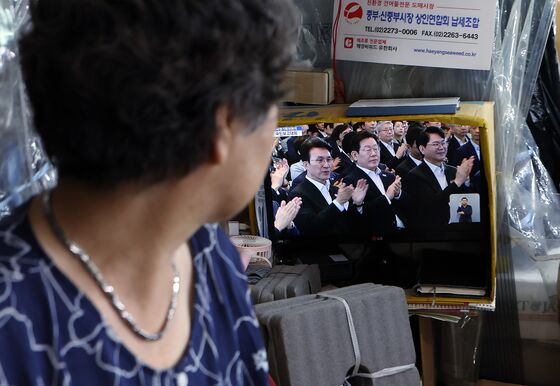 100만 폐업 소상공인, '새출발기금' 지원 4배 늘린다
