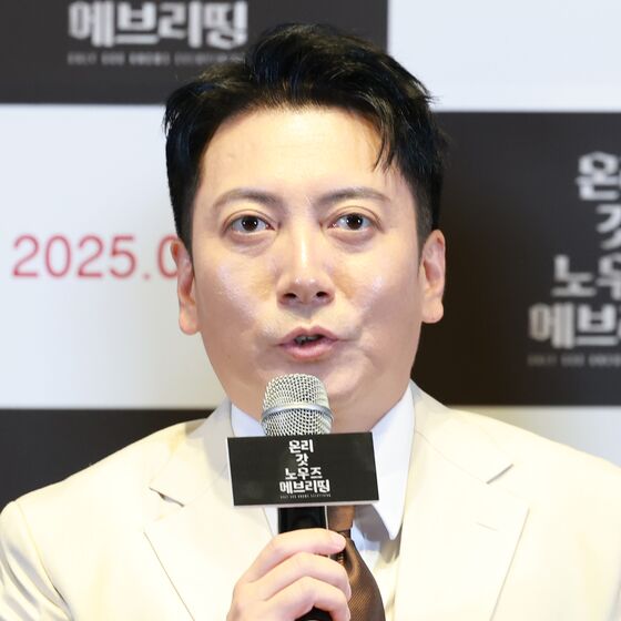 '온리 갓' 박명훈 "무당 역, 기괴하고 폭력적이고 음란하게 연기"