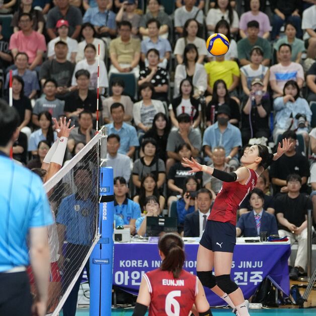 '강소휘 15점' 여자배구, 진주국제대회서 프랑스에 2-3 석패…2연패