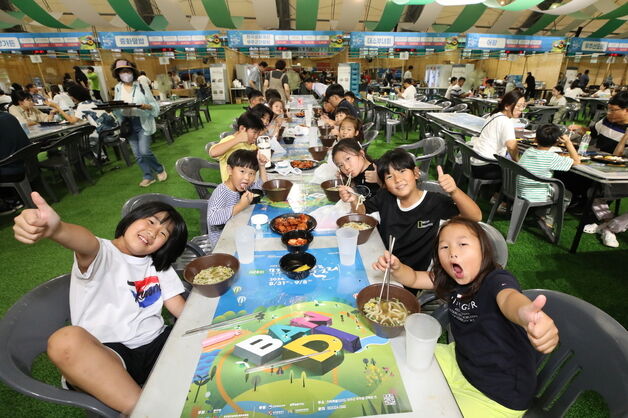'맛·위생·가격 잡는다'…무주반딧불축제, 먹거리 부스 평가