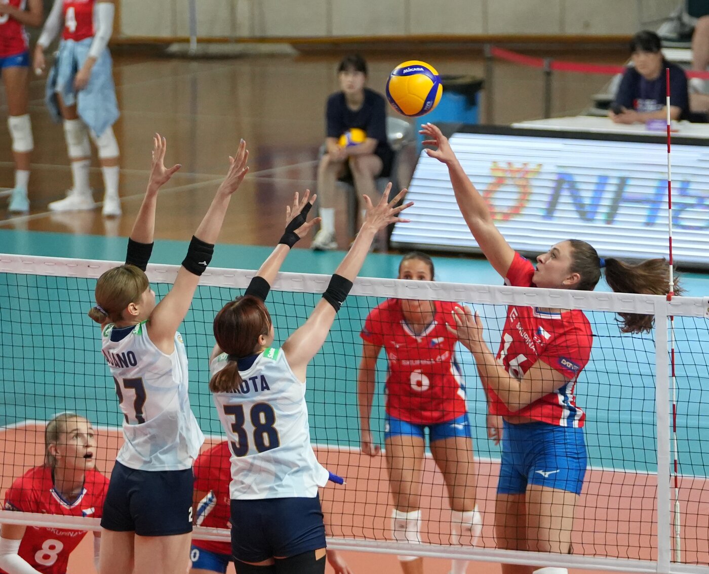 본문 이미지 - 체코가 1.5군이 출격한 일본을 3-0으로 눌렀다.&#40;대한배구협회 제공&#41; 