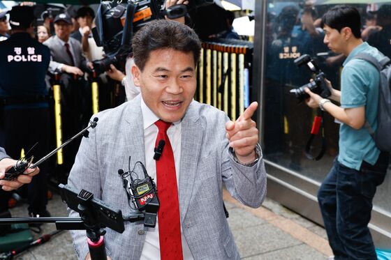 '경고'만 받은 전한길 득의양양…"친한파 몰아내고 당 뭉치게 할 것"