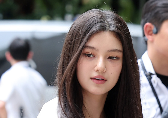 어도어 "계약해지 통보 뉴진스 다니엘, 위약벌 소송도 진행…민희진엔 손배소"