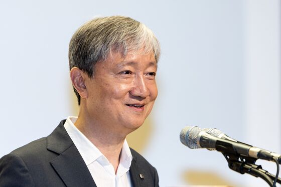 금감원 경직된 분위기 놀란 이찬진 "독단적 결정 않겠다"