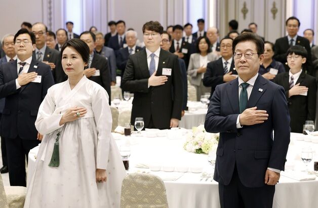 '독립유공자 후손' 곽동신 한미반도체 회장, 청와대 오찬 참석