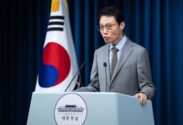 李대통령 "온실가스 감축시 전기요금 인상…국민 동의 구해야"(종합)