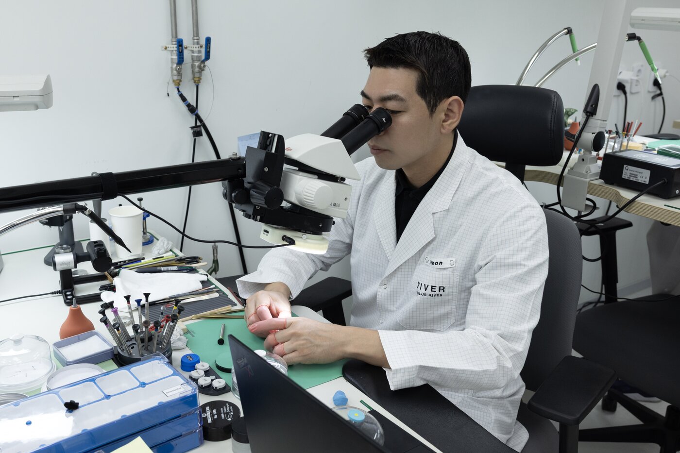 본문 이미지 - 석승현 바이버 워치메이커.(바이버제공)