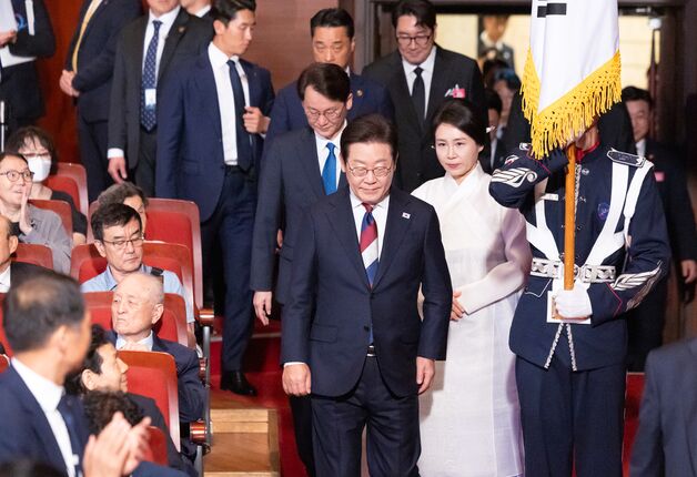 통합 외친 '국민임명식' 정치는 '분열'…국힘 거부, 여야 대표 '찬바람'