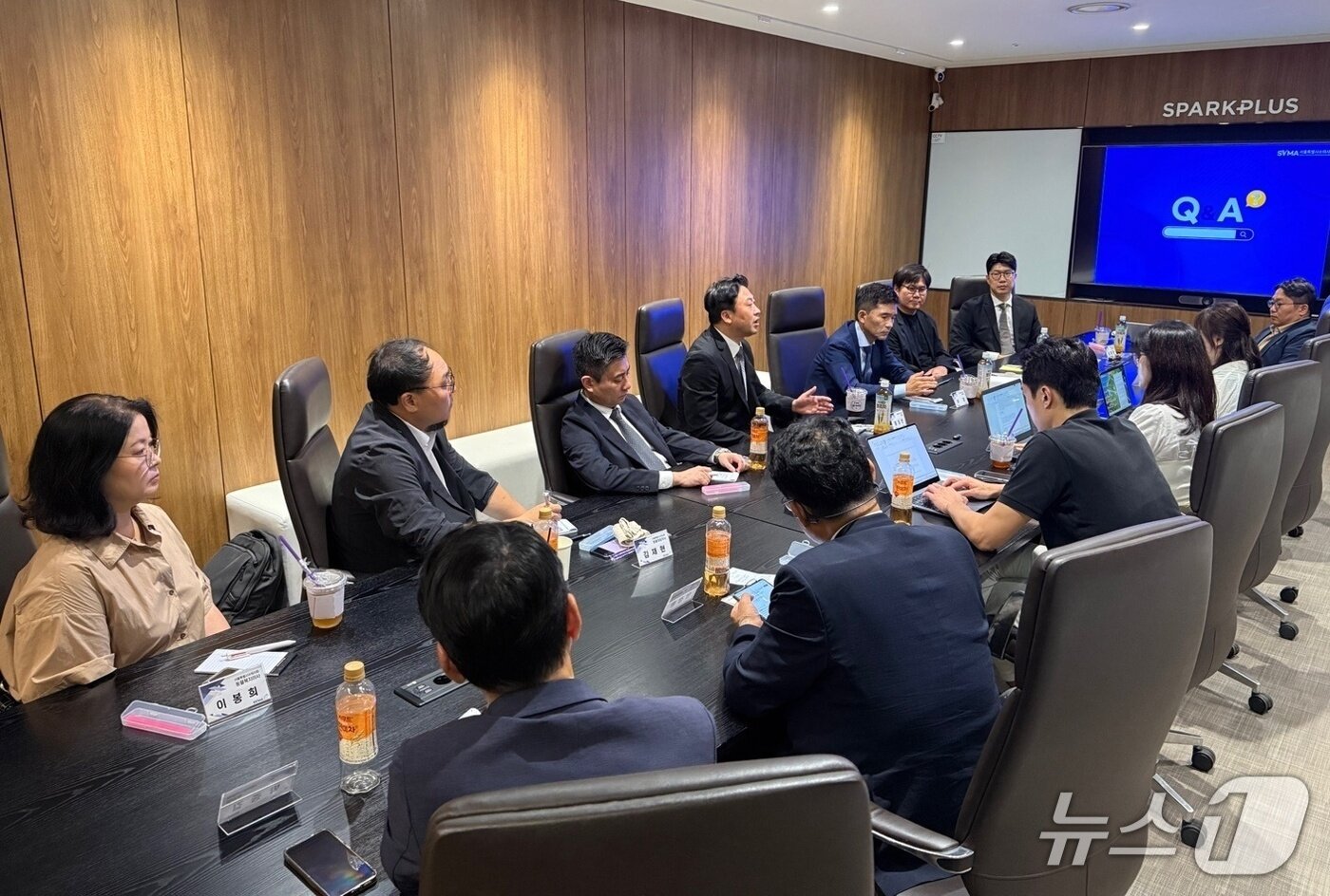 본문 이미지 - 서울시수의사회 임원들이 14일 서울 코엑스에서 기자간담회를 하고 있다&#40;수의사회 제공&#41;. ⓒ 뉴스1