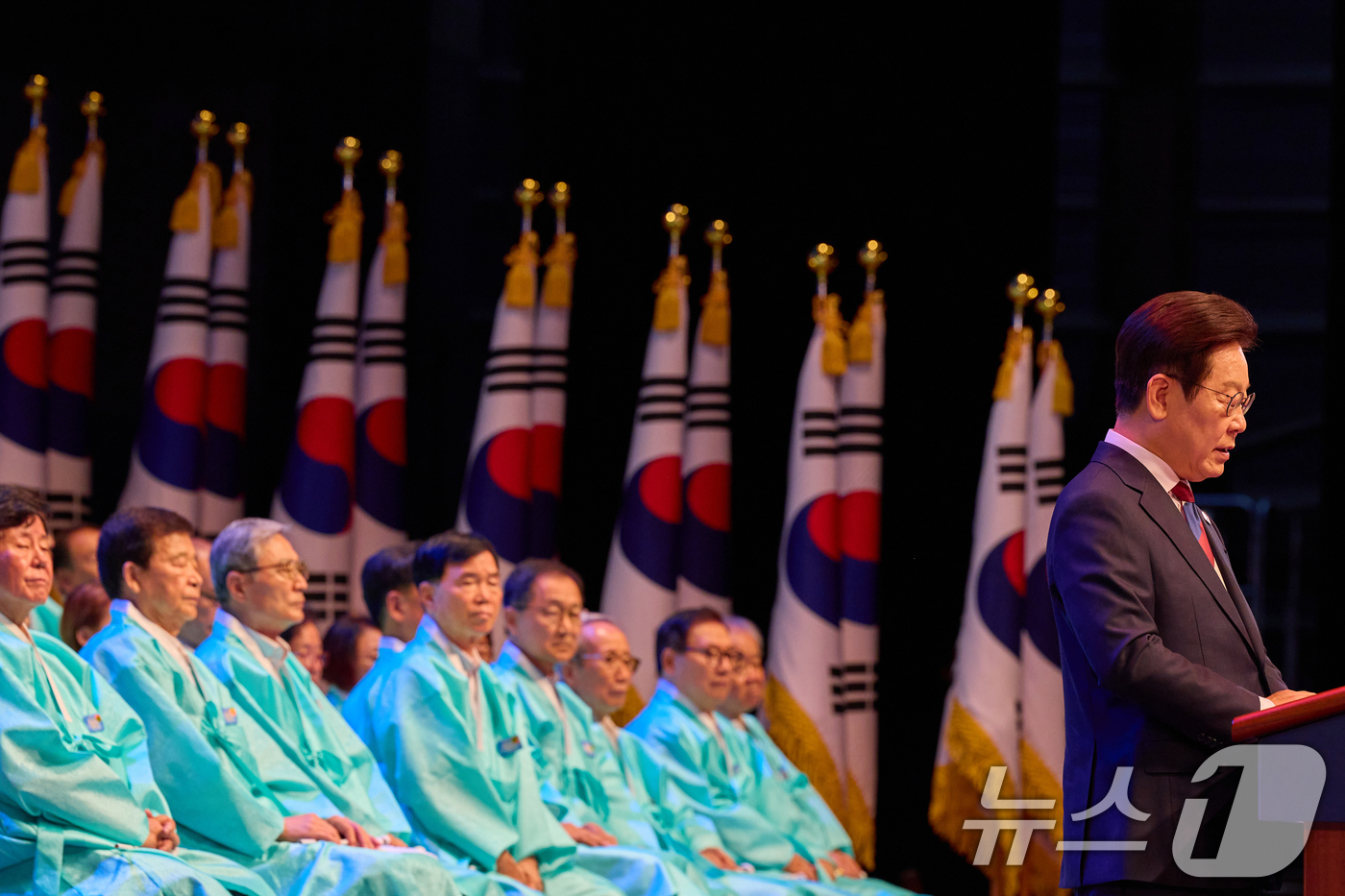 (서울=뉴스1) 허경 기자 = 이재명 대통령이 지난 15일 서울 종로구 세종문화회관에서 열린 제80주년 광복절 경축식에서 경축사를 하고 있다. (이재명 대통령 SNS. 재판매 및 …