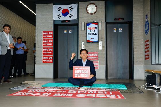 김문수, 경쟁후보들에 철야농성 동참 호소…"당 지켜야 지도부도 존재"